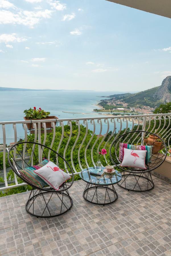 Holiday Home Figa Omis Exterior photo